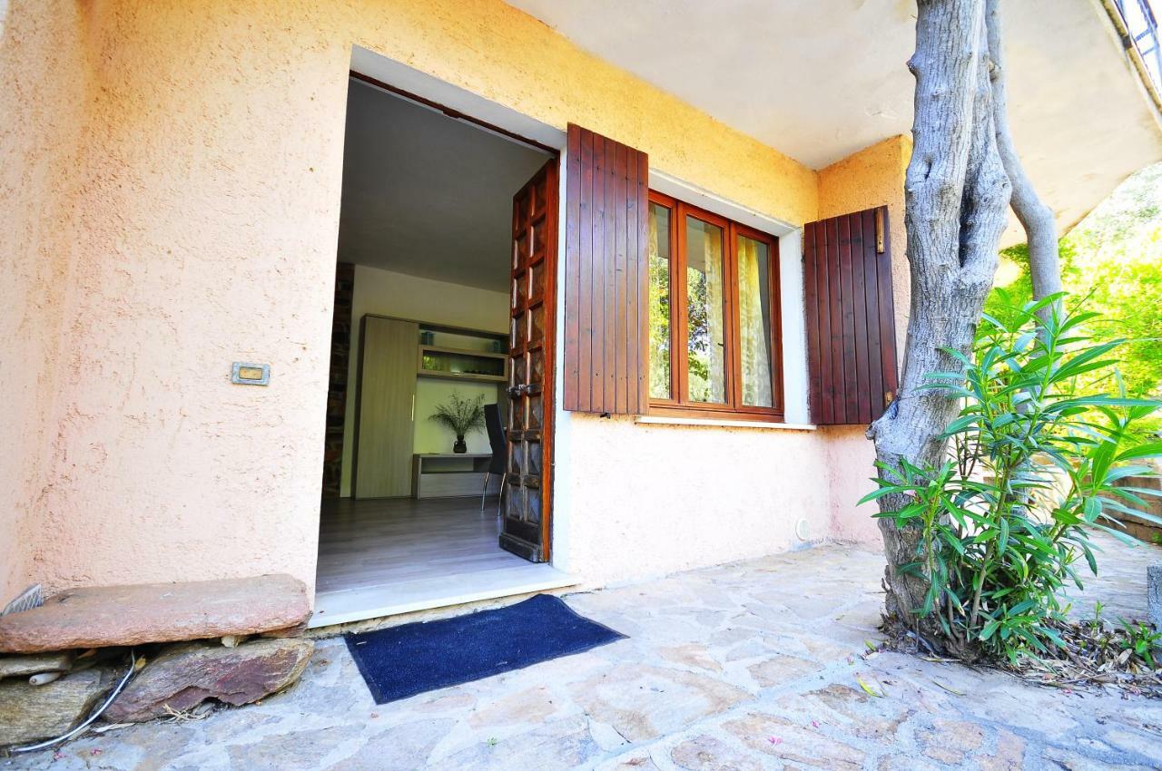 Residenza I Melograni Villa Porto Ottiolu Ngoại thất bức ảnh