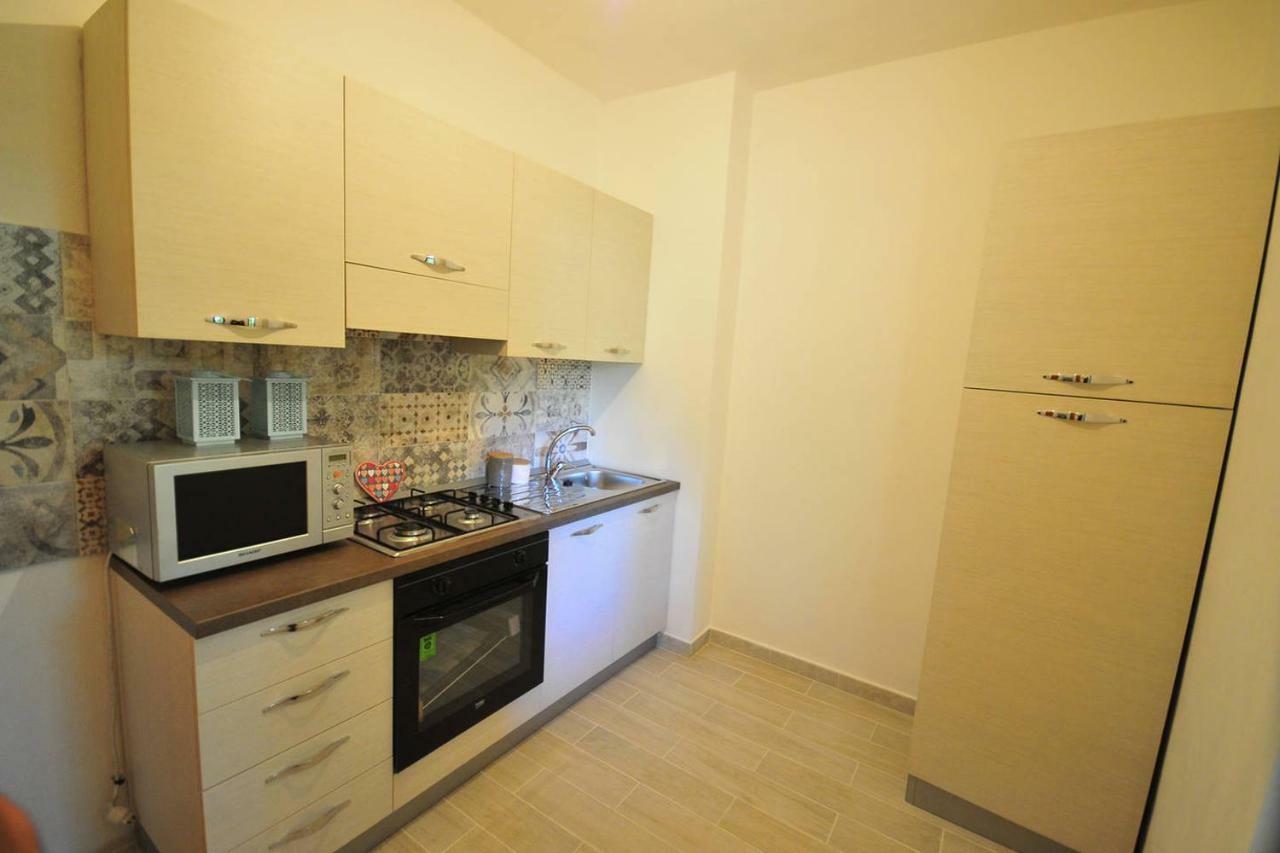 Residenza I Melograni Villa Porto Ottiolu Ngoại thất bức ảnh