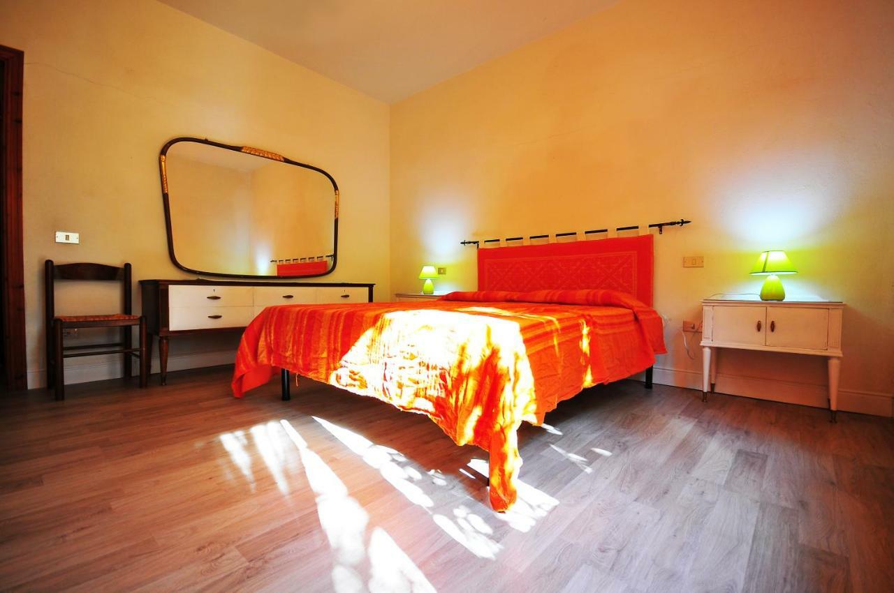 Residenza I Melograni Villa Porto Ottiolu Ngoại thất bức ảnh