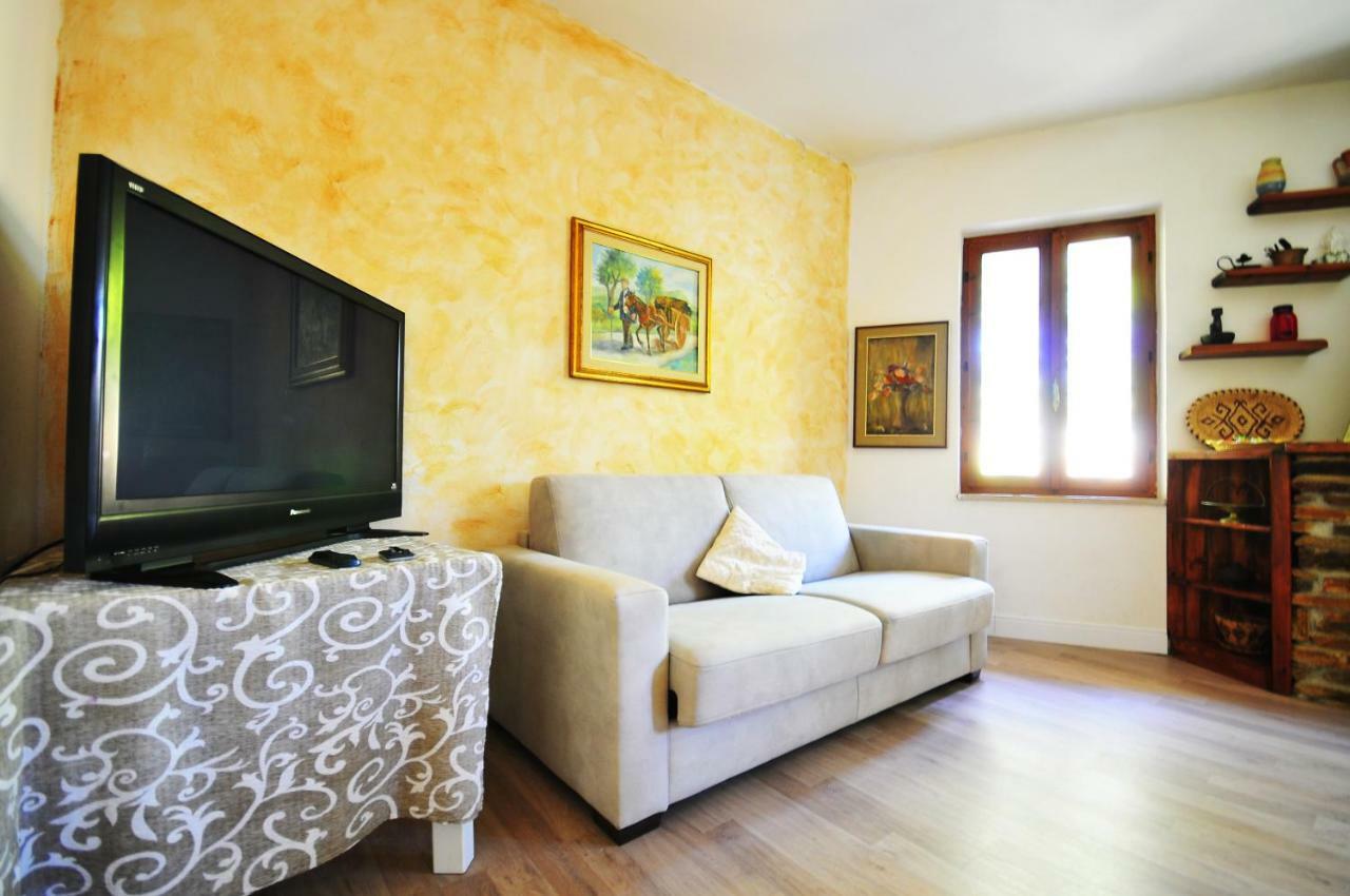 Residenza I Melograni Villa Porto Ottiolu Ngoại thất bức ảnh